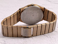 Vintage SEIKO QUARTZ 33mm White Dial Ref.5E31-8A00 wristwatch