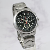 SEIKO QUARTZ Chronograph Date Ref.8T68-00A0 42mm Black Dial  Runs