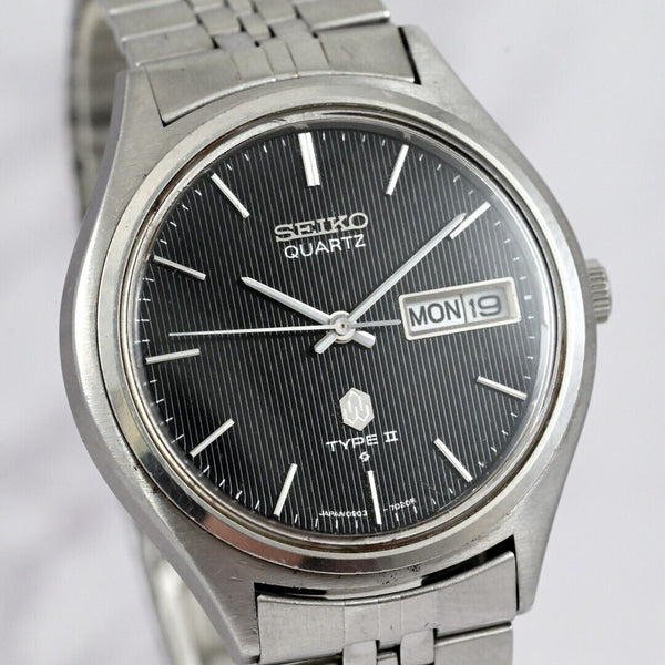 Vintage SEIKO TYPE 2 QUARTZ 36mm Black Dial Day/Date Ref.0903-7030 Dec 1976