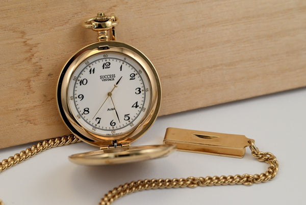 SEIKO Quartz Pocket Watch ALBA SUCCESS Ref. V701-0A10 - New Battery / Working