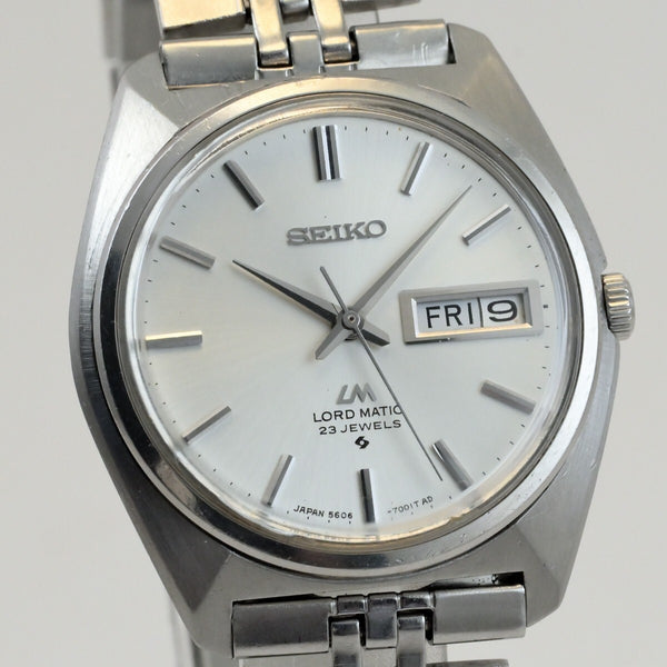 Vintage SEIKO LORDMATIC 23J Silver Dial Automatic Date Ref.5606-7000 Working